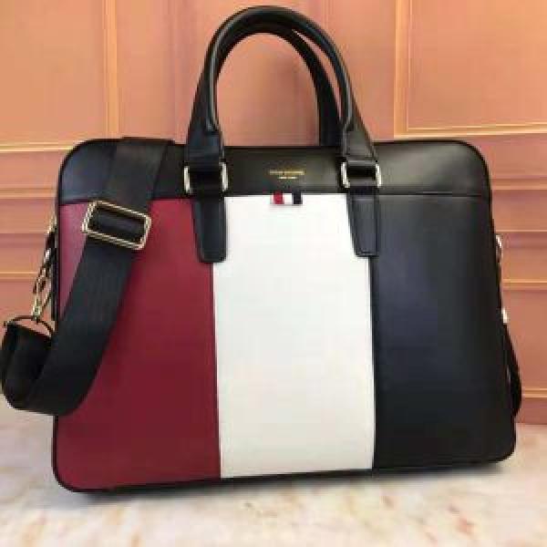THOM BROWNE2026新品入荷今年人気定番 手持ち&ショルダー掛け 人気急上昇中 トムブラウン
