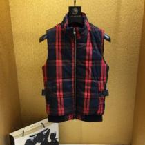 大人っぽく知的な BURBERRY 2026秋冬新作 バーバリー ダウンジャケッ...