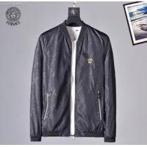 目前の注目ブランド 2026年秋冬入荷 VERSACE ヴェルサーチ ブルゾン ...