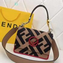 期間限定SALE フェンディ FENDI 2026最安値！ショルダーバッグ ネッ...