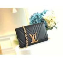 ショルダーバッグ 4色可選 人目を引く存在感 2026新品入荷 冬季限定販売 LOUIS VUITTON ルイ ヴィトン