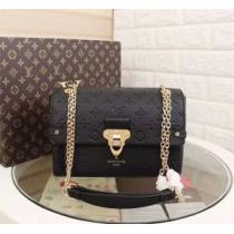 LOUIS VUITTON ルイ ヴィトン 秋季超人気アイテム 海外先行発売！ ショルダーバッグ 4色可選