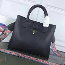 2026年秋冬入荷 暖かな着心地 PRADA プラダ ハンドバッグ 4色可選 期間限定SALE