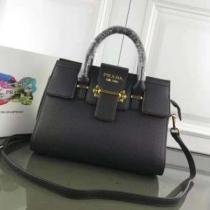 ハンドバッグ 多色可選 PRADA プラダ 2026年秋冬入荷 超定番人気 上品でベーシック