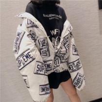 秋のお出かけに最適 Supreme 17FW License Plate Puf...