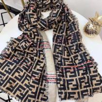 FENDI 2026年秋冬入荷 ロングマフラー 定番品質保証 フェンディ 長く使...