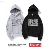 ファッションの最先端！ SUPREME シュプリーム 秋の定番 Supreme ...