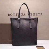 おすすめアイテム ハンドバッグ 高級感が漂う ボッテガ ヴェネタ BOTTEGA VENETA 国内完売