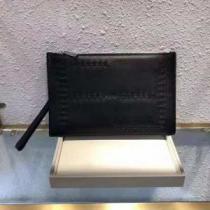 フェンディお買い得  FENDI 数量限定再入荷 ポーチ 2026秋冬の定番新品...