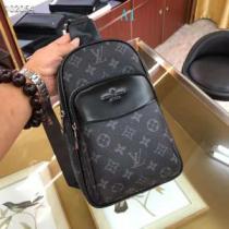 ファッションの最先端！ ルイ ヴィトン LOUIS VUITTON 上品キレイ ウエストポーチ 大流行中