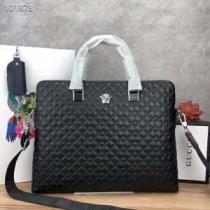 手持ち&ショルダー掛け大人カジュアル人気デザインで欲しい ヴェルサーチ2026新品入荷 VERSACE