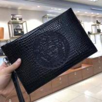 圧倒的人気新着 ポーチ売上ランキング1位ヴェルサーチVERSACE 2026年人...