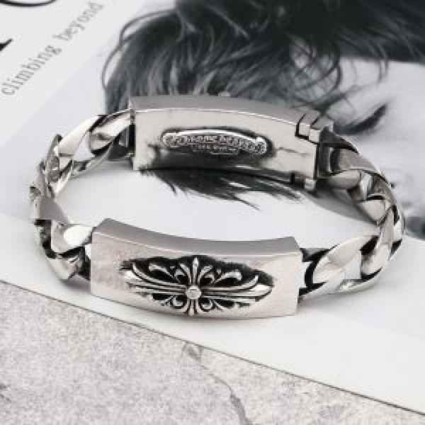 派手すぎず クロムハーツ  CHROME HEARTS 今年の夏は着こなしブレスレット 特に注目したい