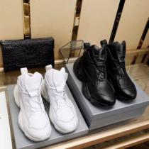 安心の品質いい プラダ PRADA ブランド新作2026 ハイトップシューズ 激...