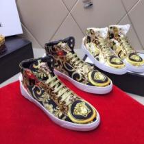 2色可選ハイトップシューズ 人気限定値段が安いヴェルサーチVERSACE 2026年人気の最新作