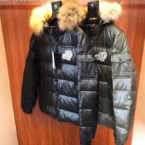 大人気アイテムが勢ぞろい MONCLER モンクレール ダウンジャケット 2色可...
