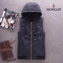 クリスマスコフレ2026 雑誌掲載アイテムセール 最前線に注目 MONCLER モンクレール ダウンジャケット