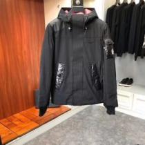 ダウンジャケット オススメ新作商品 MONCLER モンクレール 毎日でも使える人気商品 注目なアイテム