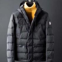 オシャレデザインが人気 2026-2026 冬の新作も！ MONCLER モンクレール ダウンジャケット