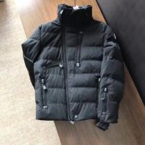 セレブ愛されたモデル MONCLER モンクレール ダウンジャケット 本当のオシ...