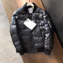 ダウンジャケット 人気ブランド新作 今年も大人気 注目なアイテム MONCLER...