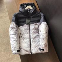 お気に入りアイテム MONCLER モンクレール ダウンジャケット 2色可選 大...