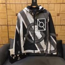最安値2026 モンクレール MONCLER ダウンジャケット オシャレデザイン...