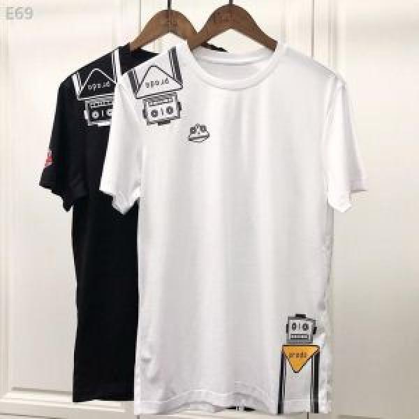 PRADA プラダ 半袖Tシャツ 2色可選 旬の気分を絶妙に 2026夏色っぽさ 今年もトレンド