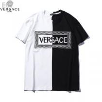 ブラッシュアップして華やかに ドレスアップ効果も抜群 VERSACE ヴェルサー...