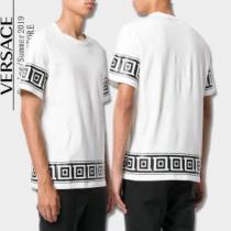 2026年春夏流行ファッション 大人可愛いスタイル VERSACE ヴェルサーチ...