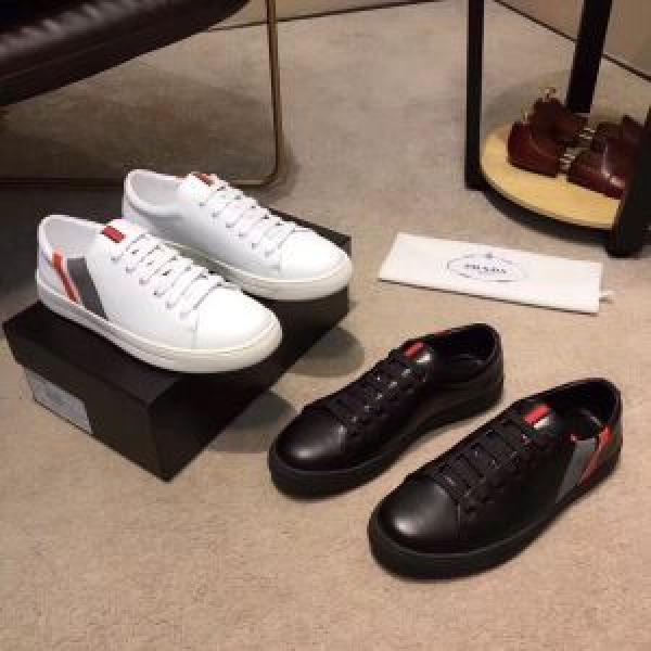 カジュアルシューズ 2色可選 素敵カジュアル春夏新品 《2026年》今、注目のストリート PRADA プラダ