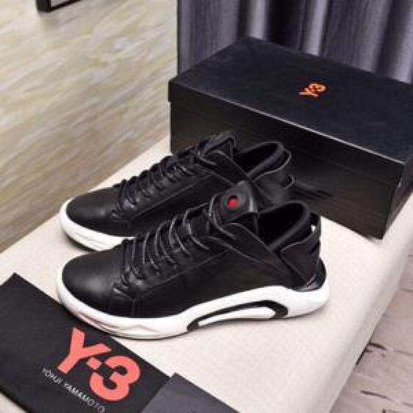 2026春夏のトレンド新商品 上品な涼やかさある印象に Y-3 ワイ?スリー カジュアルシューズ