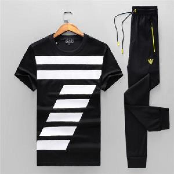 2色可選 2026春夏は人気定番 ARMANI 知的な夏のスタイルアルマーニ上品なリラックス感 半袖 上下セット