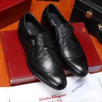 2026年春夏のトレンドアイテム 今季トレンドの限定アイテム FERRAGAMO...