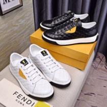 カジュアルシューズ 2色可選 FENDI フェンディ2026年春夏シーズンの人気...