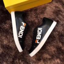 2026春夏トレンドアイテム 今年春夏ファション流行り FENDI フェンディ ...