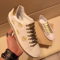 オシャレ上級者に VERSACE ヴェルサーチ カジュアルシューズ 2色可選 2...