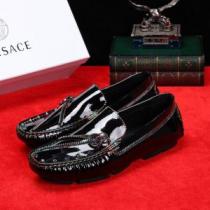 春夏！大人カジュアル VERSACE ヴェルサーチ カジュアルシューズ 【202...