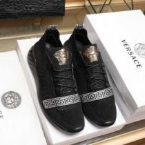 夏らしい季節感 VERSACE ヴェルサーチ カジュアルシューズ 2026春夏人...