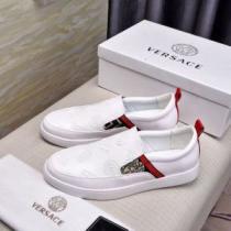 2026年の夏のマスト 定番のスタイル春夏限定 スタイルを綺麗に VERSACE...