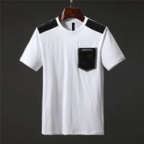 フィリッププレイン 今季トレンドの限定アイテム Tシャツ/ティーシャツ  PHI...