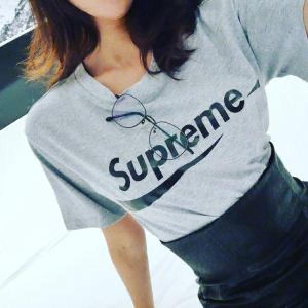 爽やかさ シュプリーム SUPREME 半袖Tシャツ 3色可選 2026年夏の一押しファッションアイテム