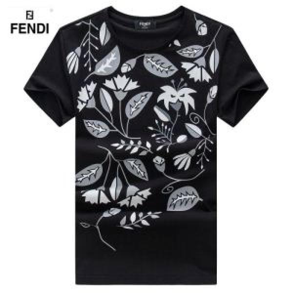 鮮度アップブランド最新 2026年春夏シーズンの人気 FENDI フェンディ 半袖Tシャツ 2色可選
