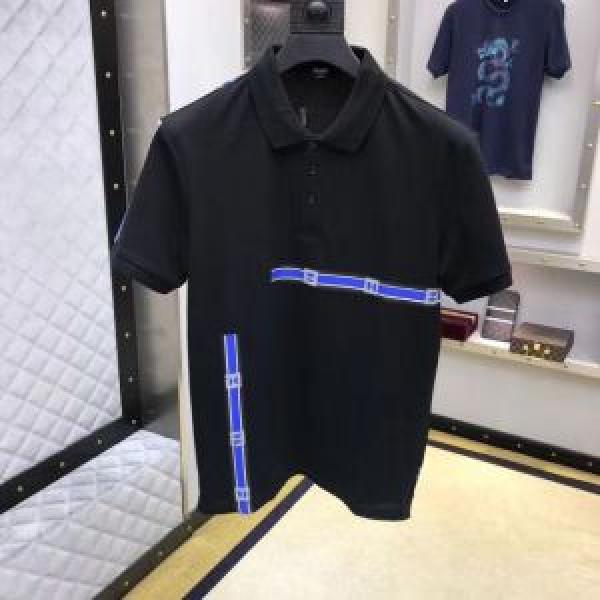 2色可選 半袖Tシャツ 海外セレブは大人気 2026春夏は人気定番 夏にぴったり上品 FENDI フェンディ