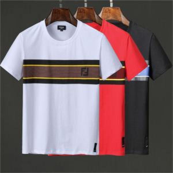 素敵カジュアルの春夏コレクション 2026年春夏シーズンの人気 FENDI フェンディ 半袖Tシャツ 3色可選