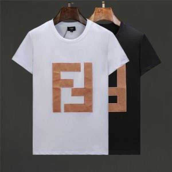 オシャレ印象で人気の高い FENDI フェンディ 半袖Tシャツ 2色可選 2026春夏人気トレンドアイテム
