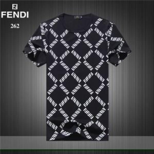 最新のトレンドブランド人気的 2026春夏トレンドアイテム FENDI フェンディ 半袖Tシャツ 3色可選