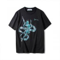 シンプルながら切れ味のいい ジバンシー GIVENCHY Tシャツ/ティーシャツ...