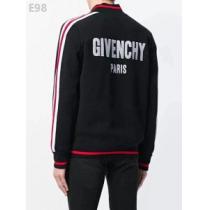 ジバンシー GIVENCHY コート 2026年春夏流行ファッション 着るだけで上品なスタイル