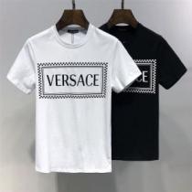 目を引く春夏トップス VERSACE ヴェルサーチ 半袖Tシャツ 2色可選 【2...